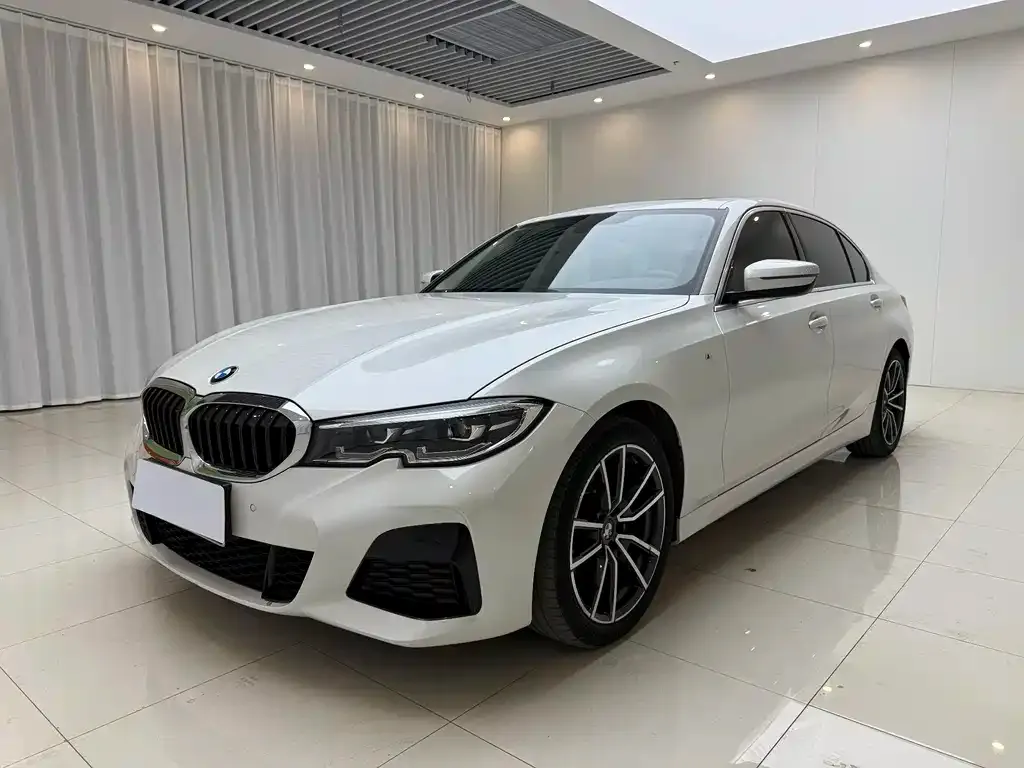 BMW 3 Series — фото 1
