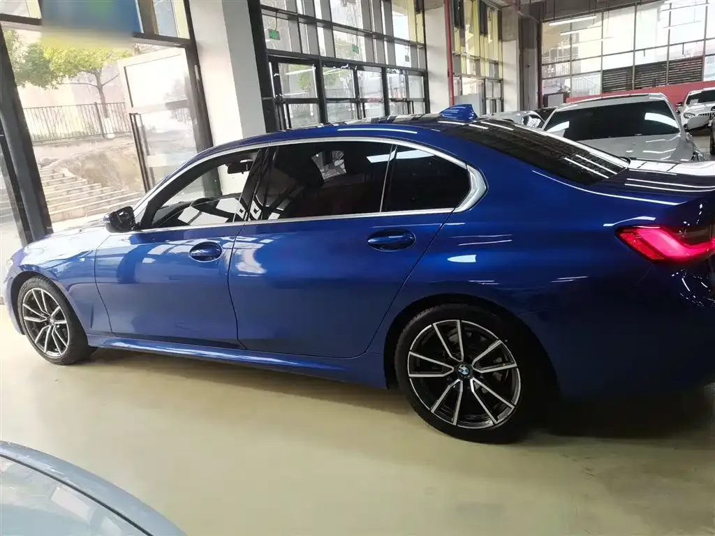 BMW 3 Series 2021 из CN, фото 9