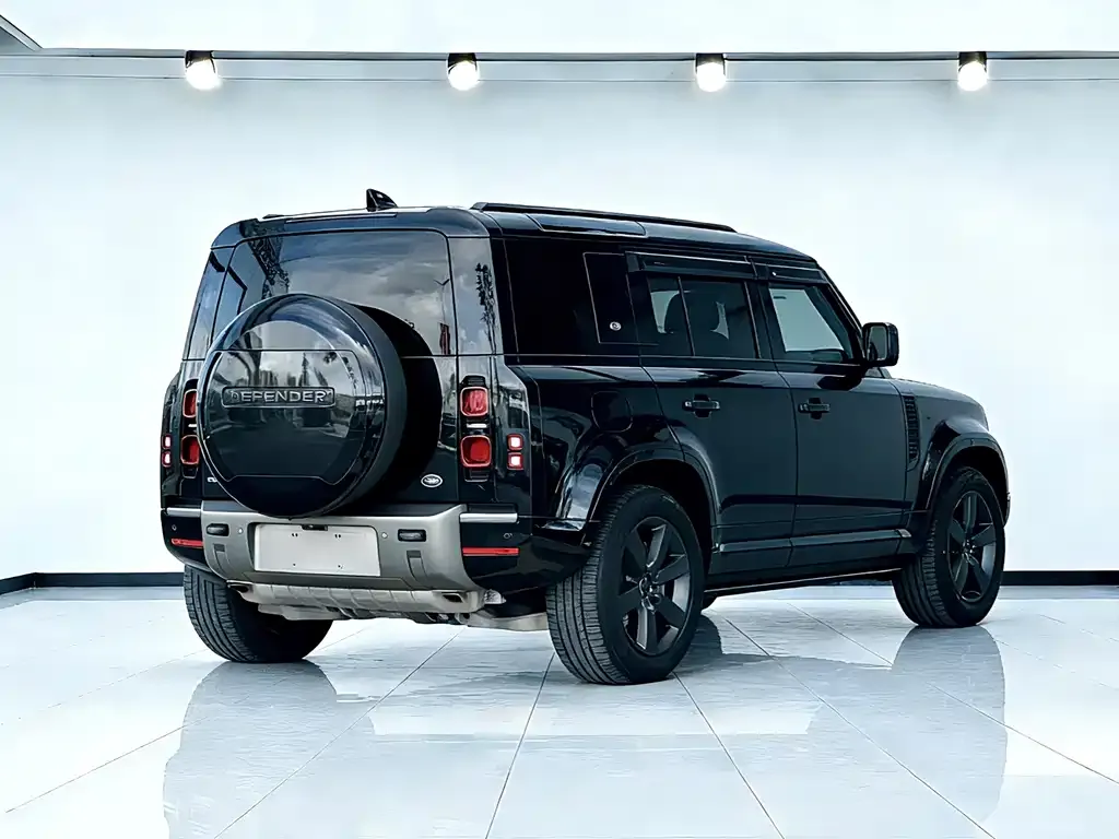 Land Rover Defender — фото 5