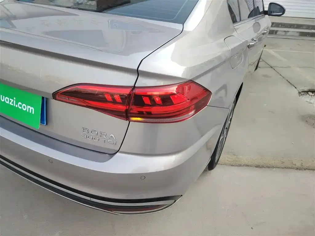 Volkswagen Bora 2023 из CN, фото 2