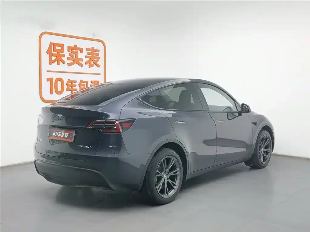 Tesla Model Y — фото 2