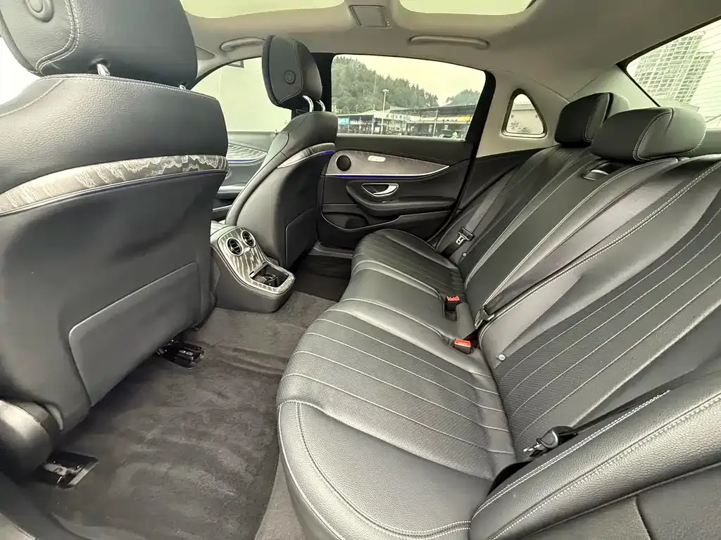 Mercedes-Benz E-Class 2021 из CN, фото 9