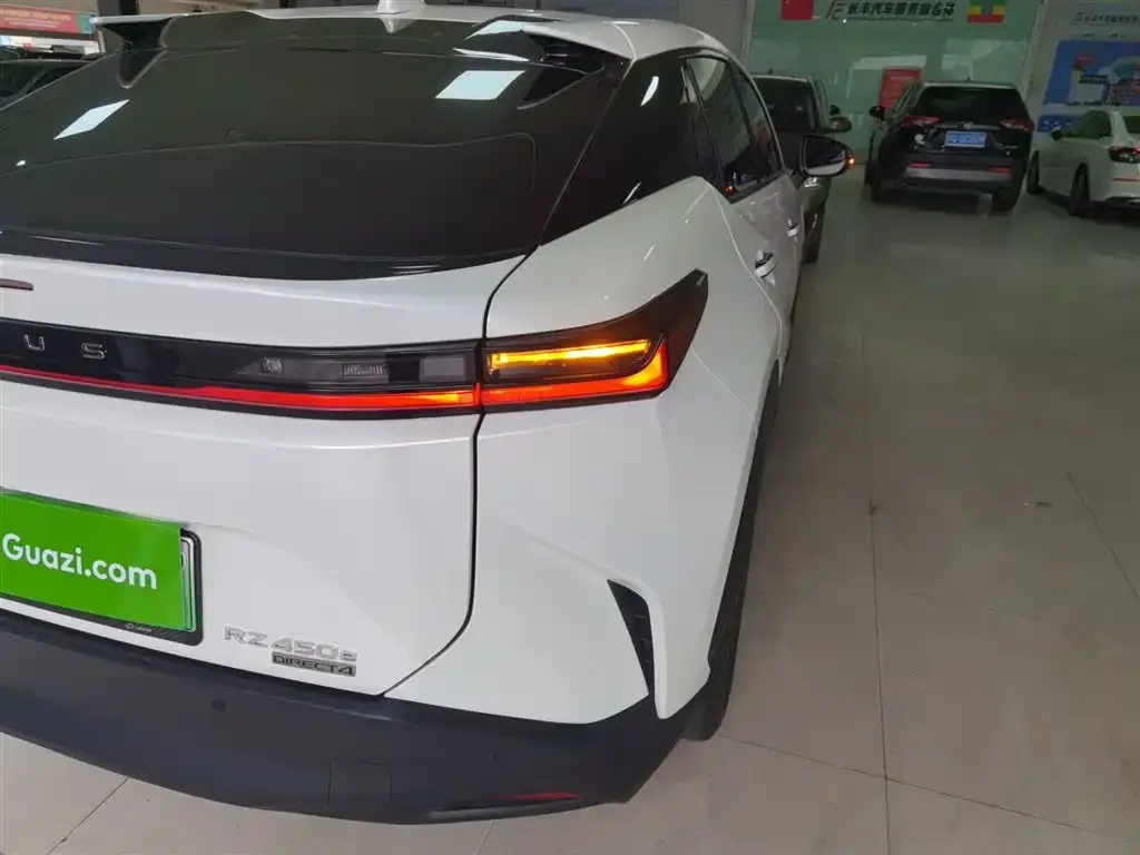 Lexus RZ 2023 из CN, фото 8