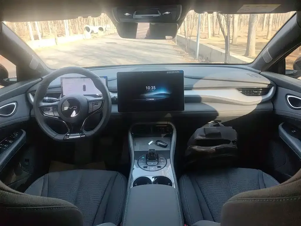 BYD Seal 06GT — фото 10