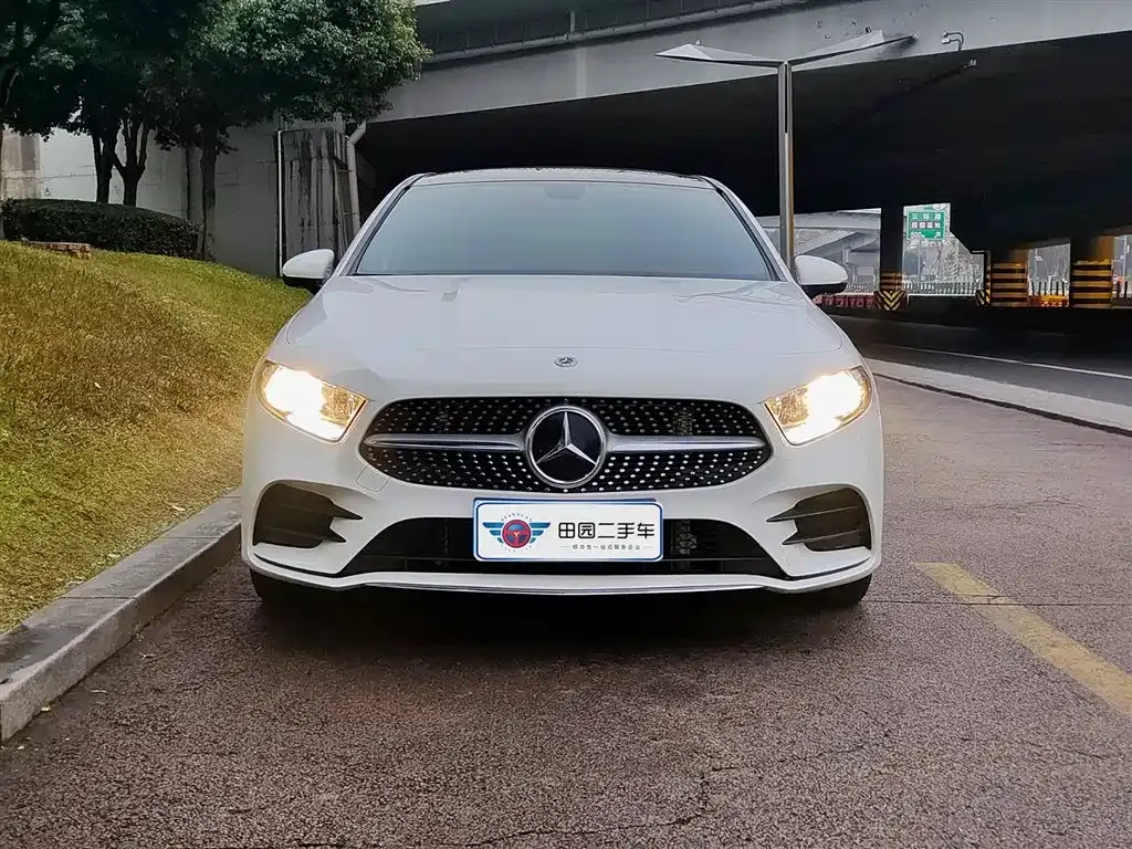 Mercedes-Benz A-Class 2023 из CN, фото 10