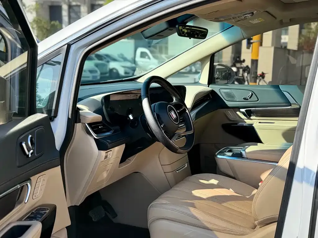 Buick Century 2023 из CN, фото 10