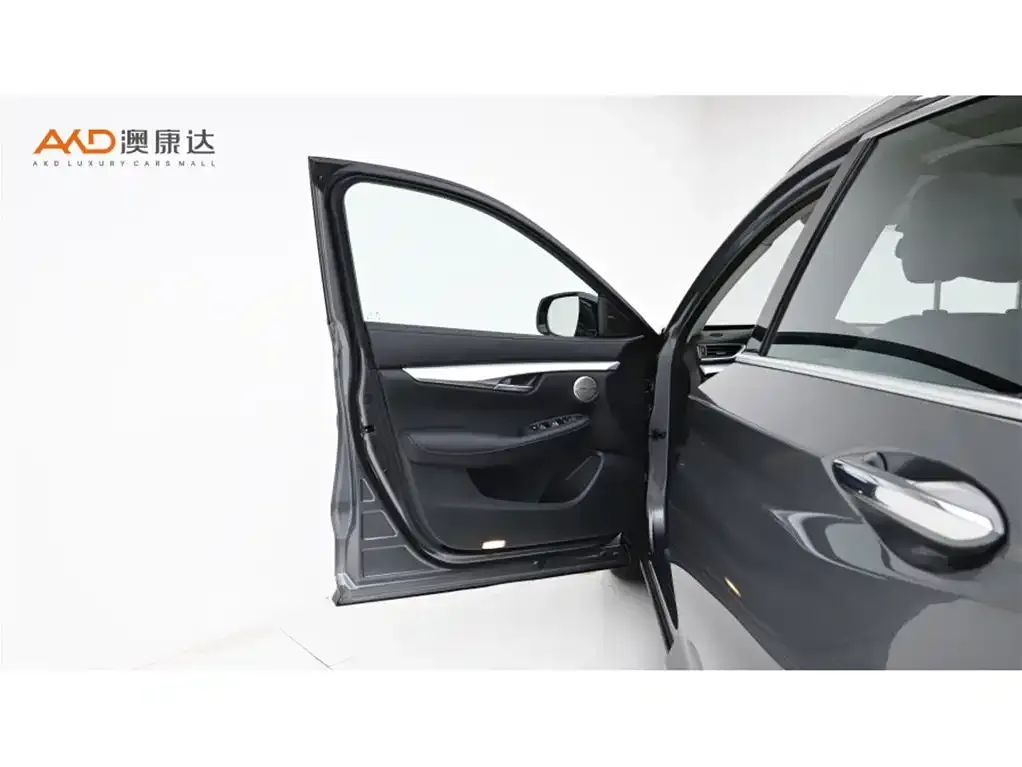 Infiniti QX50 2024 из CN, фото 2