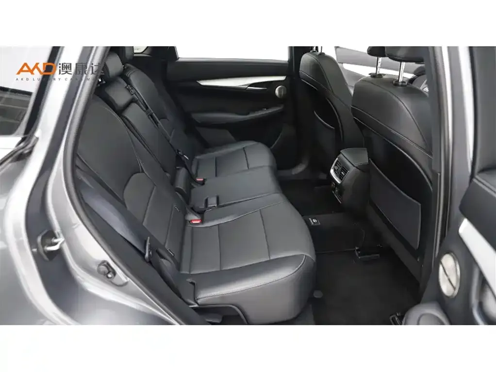 Infiniti QX50 2024 из CN, фото 9
