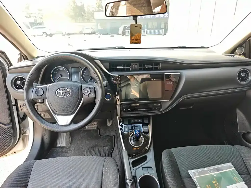 Toyota Corolla Hybrid 2022 из CN, фото 7
