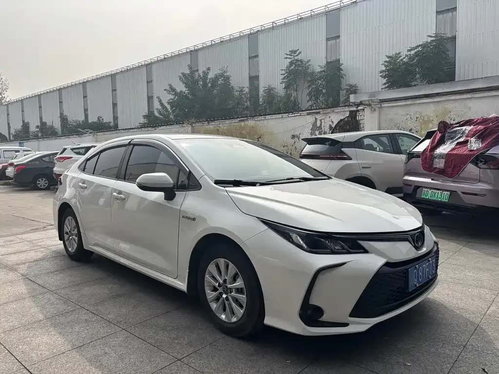 Toyota Corolla 2024 из CN, фото 3