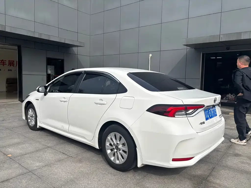 Toyota Corolla 2024 из CN, фото 7