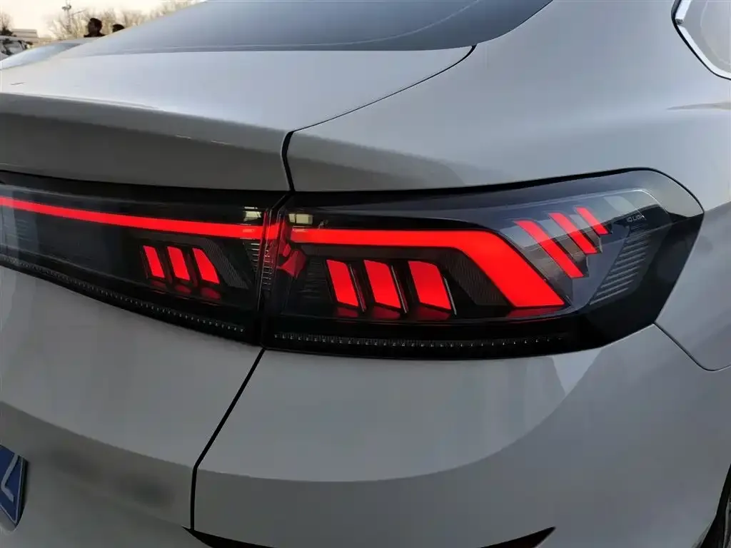 Volkswagen Lamando 2023 из CN, фото 2