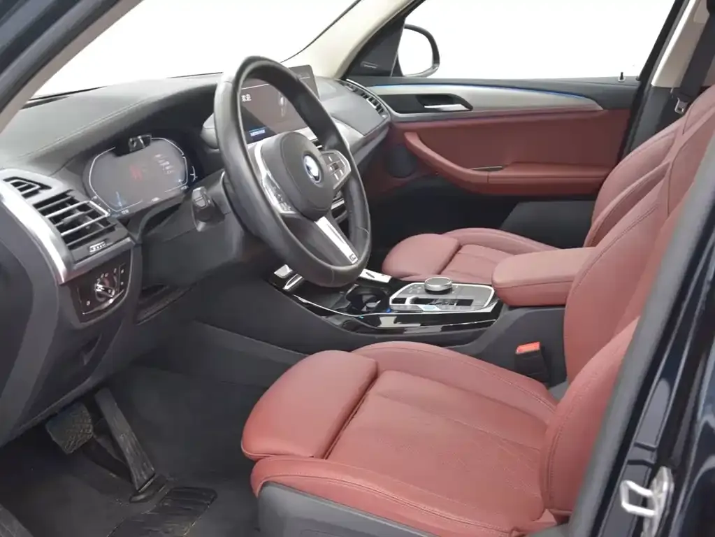 BMW iX3 2024 из CN, фото 3
