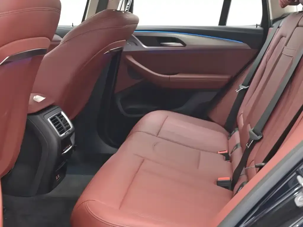 BMW iX3 2024 из CN, фото 9