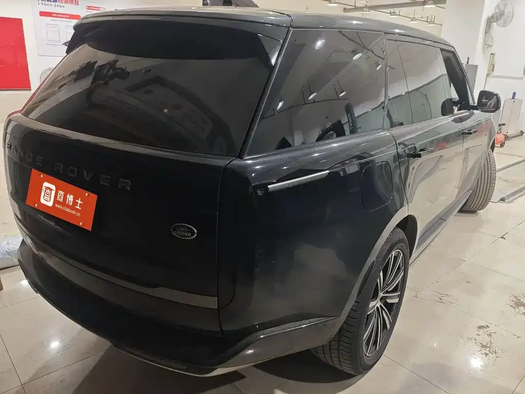 Land Rover Range Rover 2024 из CN, фото 2