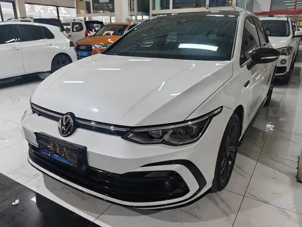 Volkswagen Golf 2021 из CN, фото 1