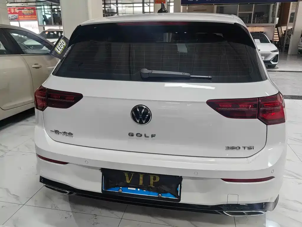 Volkswagen Golf 2021 из CN, фото 4
