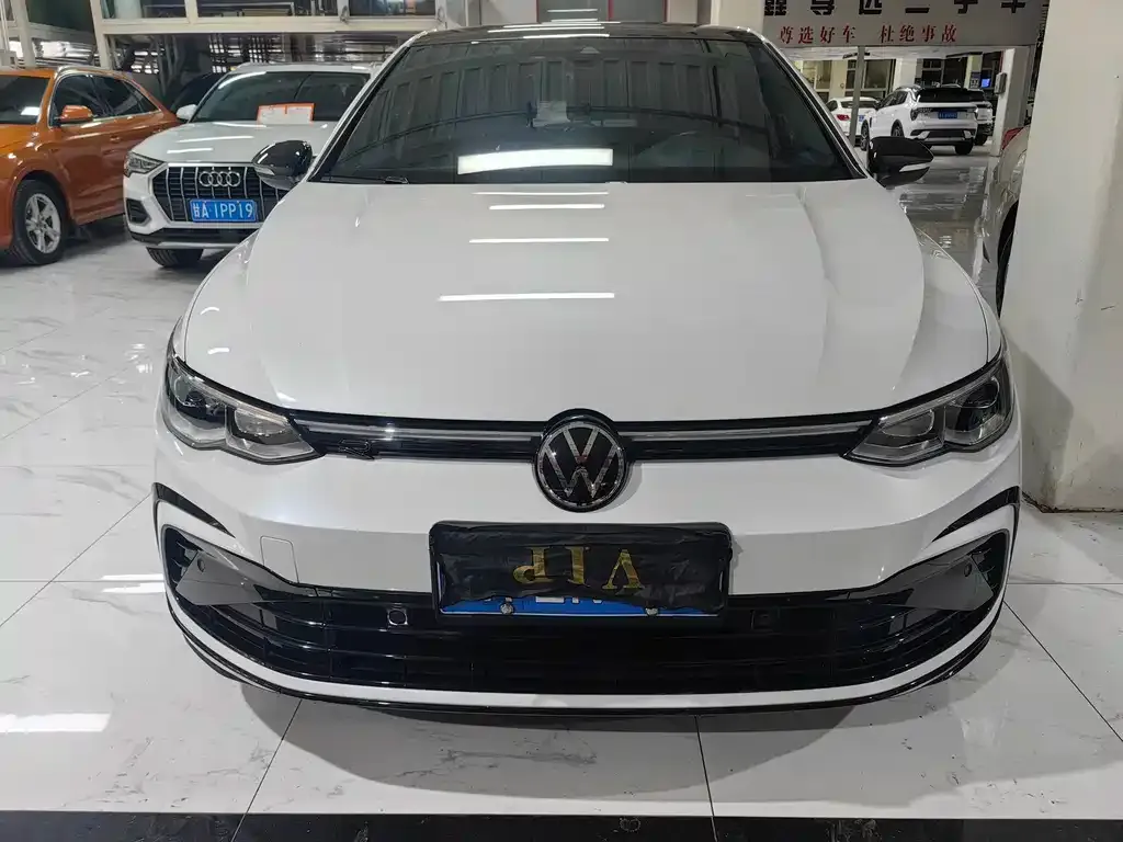 Volkswagen Golf 2021 из CN, фото 5