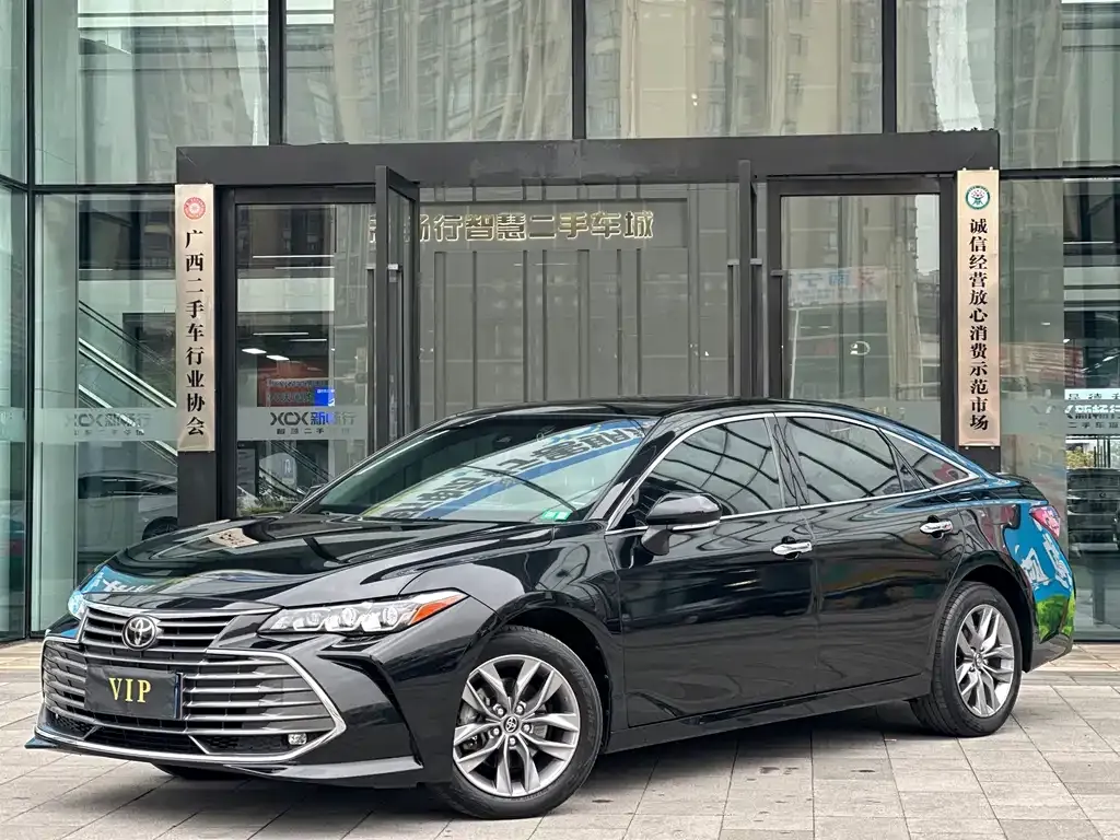 Toyota Avalon 2021 из CN, фото 1