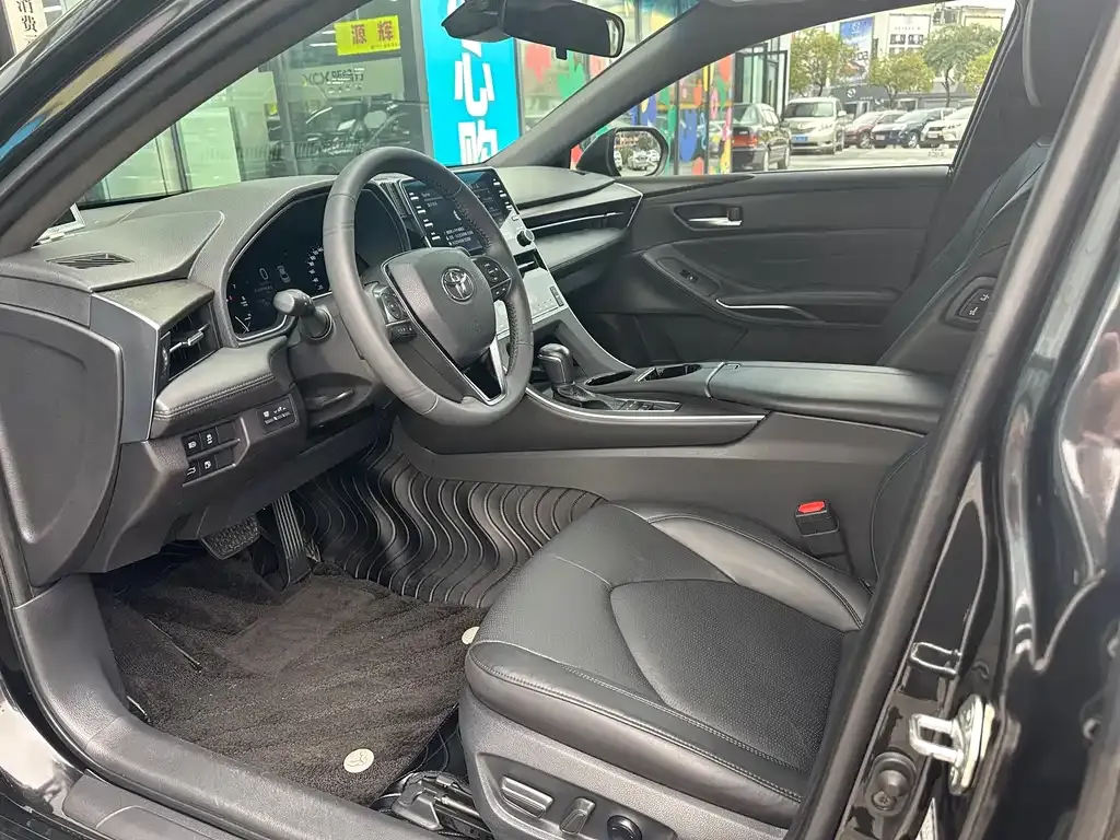 Toyota Avalon 2021 из CN, фото 9