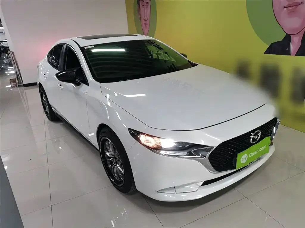 Mazda 3 Axela 2022 из CN, фото 3