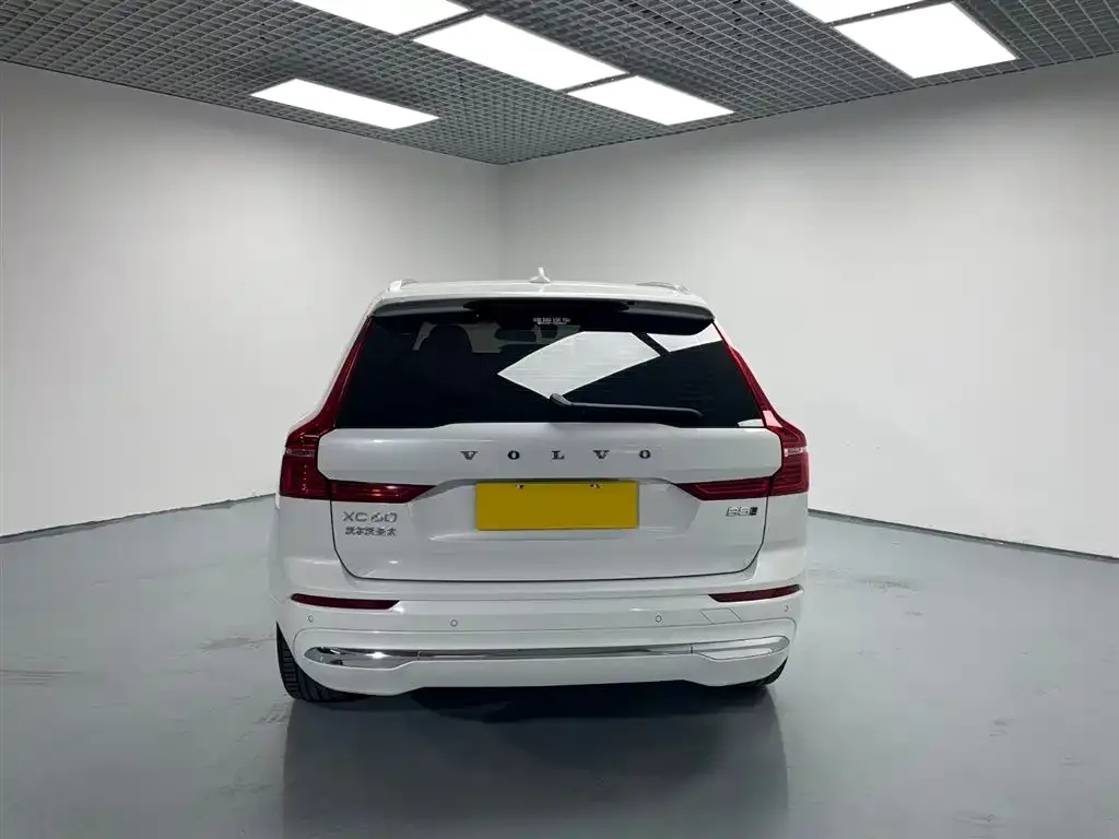 Volvo XC60 2022 из CN, фото 4