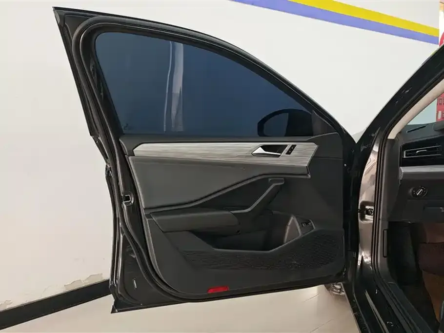 Volkswagen Sagitar 2025 из CN, фото 5
