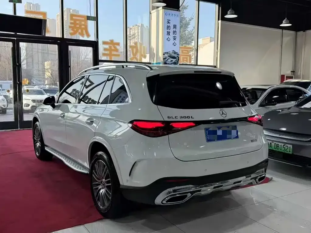 Mercedes-Benz GLC 2023 из CN, фото 4
