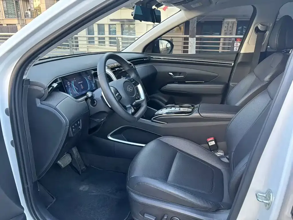 Hyundai Tucson 2022 из CN, фото 4