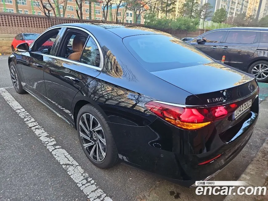 Mercedes-Benz E-Class 2025 из KR, фото 4
