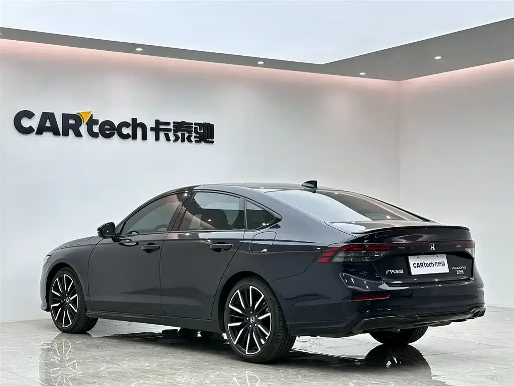 Honda Accord 2023 из CN, фото 3