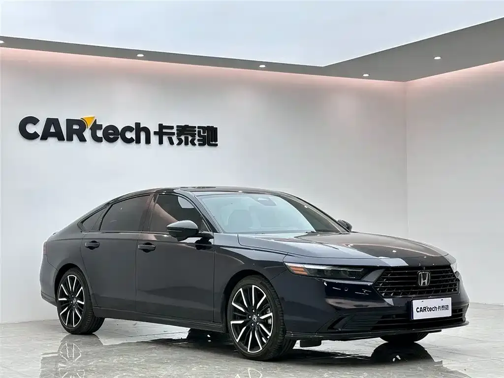 Honda Accord 2023 из CN, фото 4