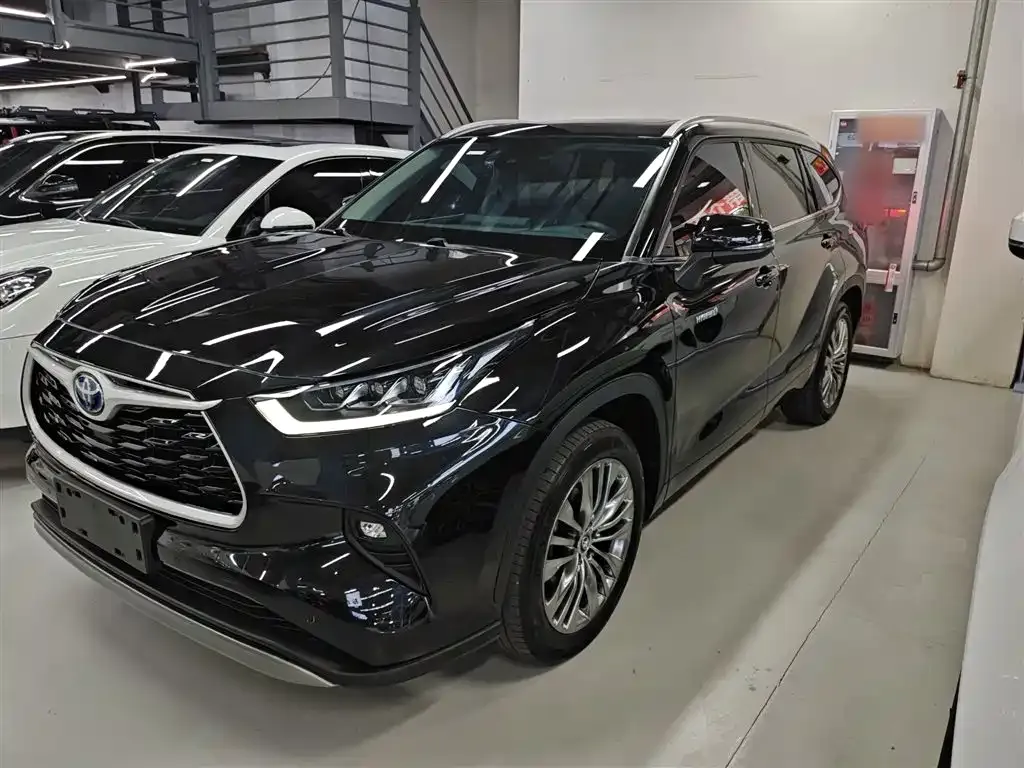 Toyota Highlander 2022 из CN, фото 1