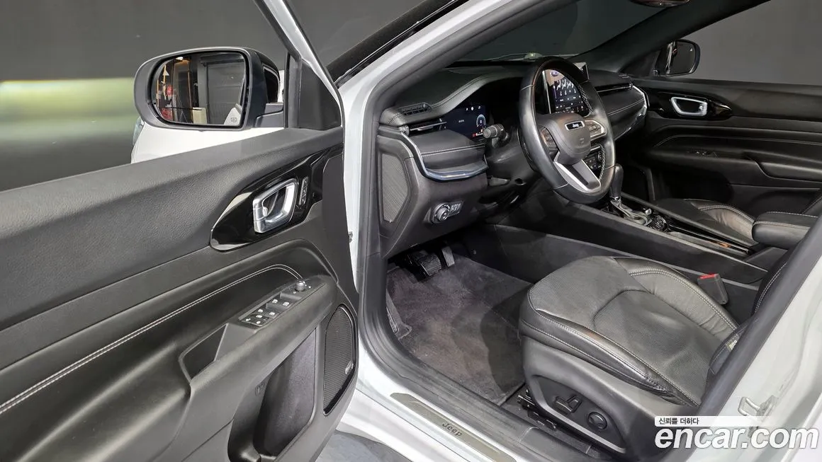 Jeep Compass 2022 из KR, фото 10