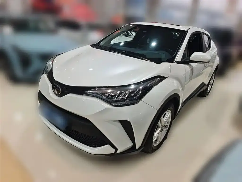 Toyota C-HR 2023 из CN, фото 1