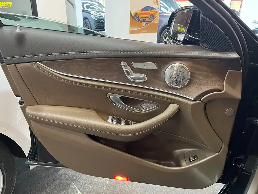 Mercedes-Benz E-Class 2022 из CN, фото 10