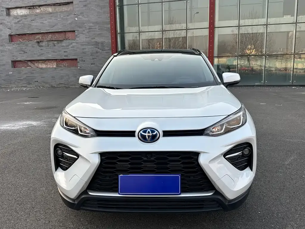 Toyota Wildlander 2023 из CN, фото 3