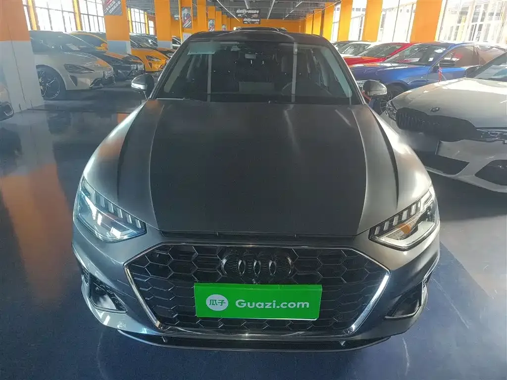 Audi A4L 2021 из CN, фото 3