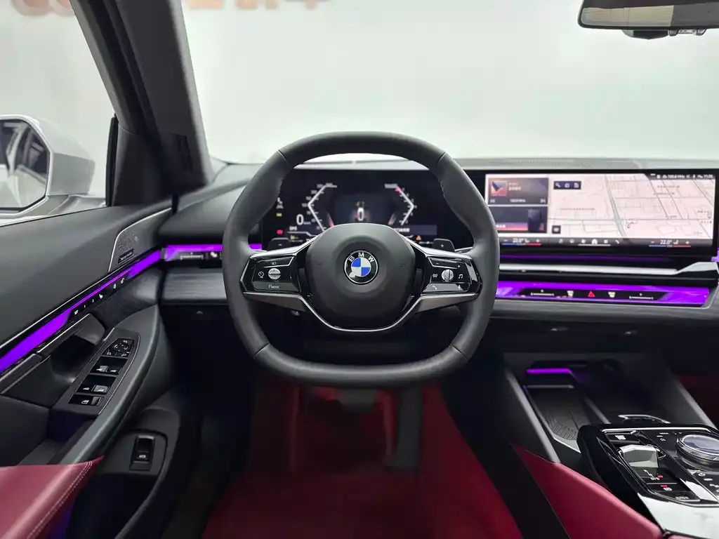 BMW 5 Series 2025 из CN, фото 7