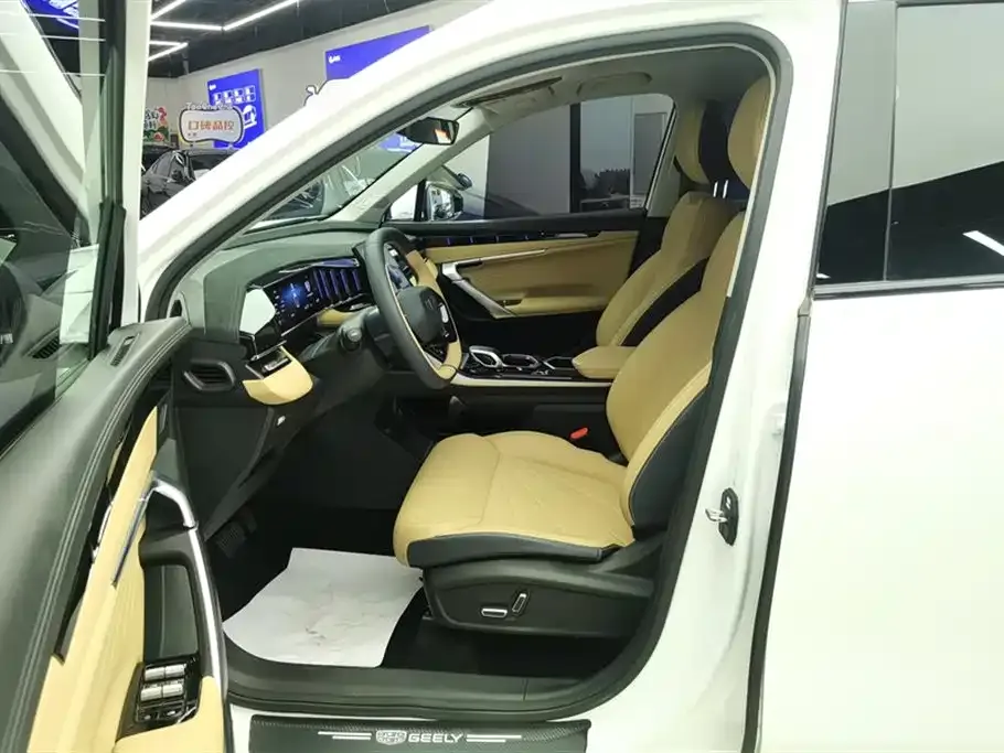 Geely Boyue L 2023 из CN, фото 10