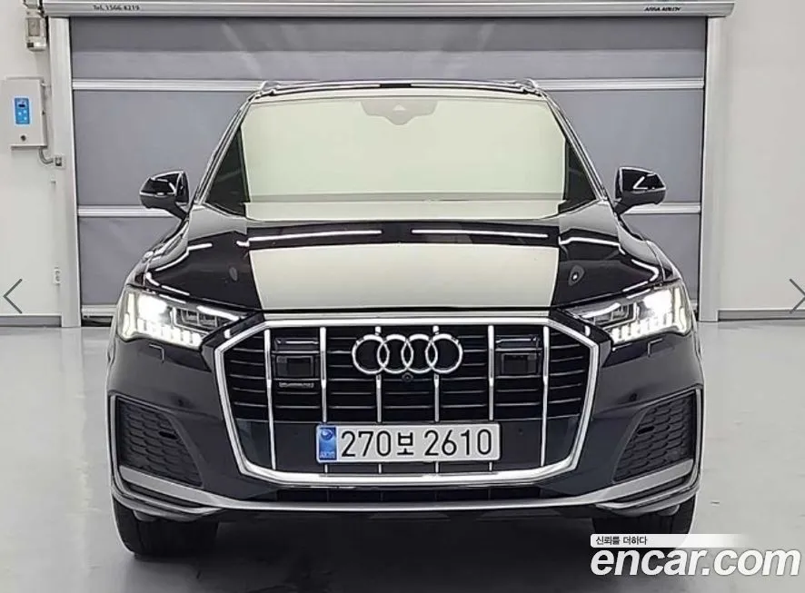 Audi Q7 — фото 9