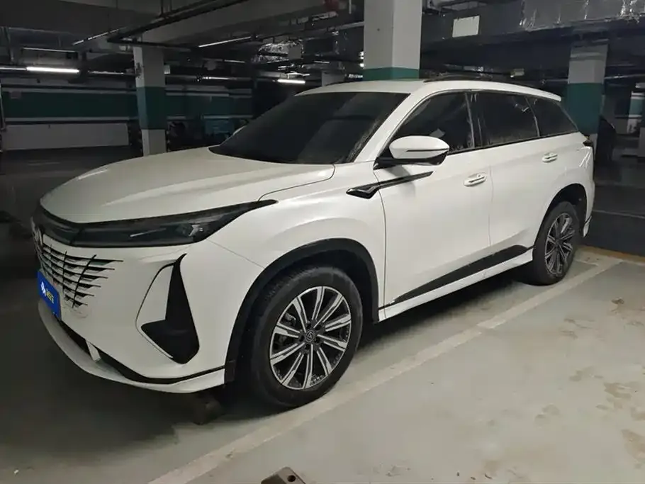 Changan CS75PLUS 2023 из CN, фото 2