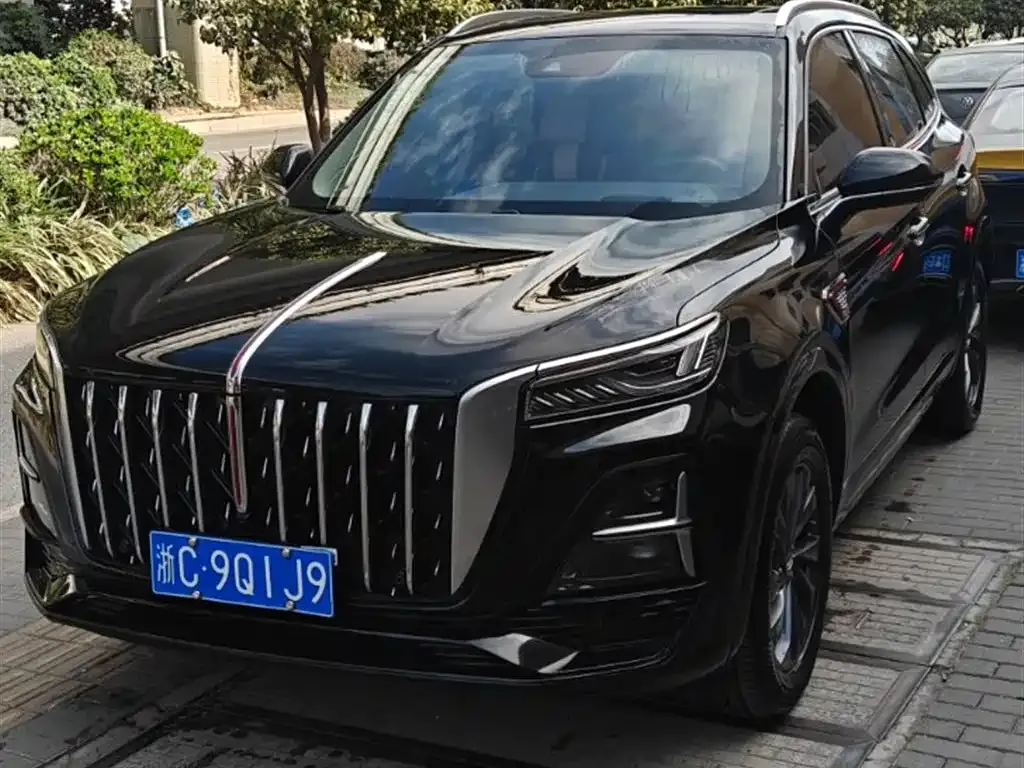Hongqi HS5 — фото 1