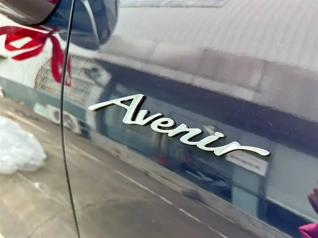 Buick GL8 Hybrid — фото 2