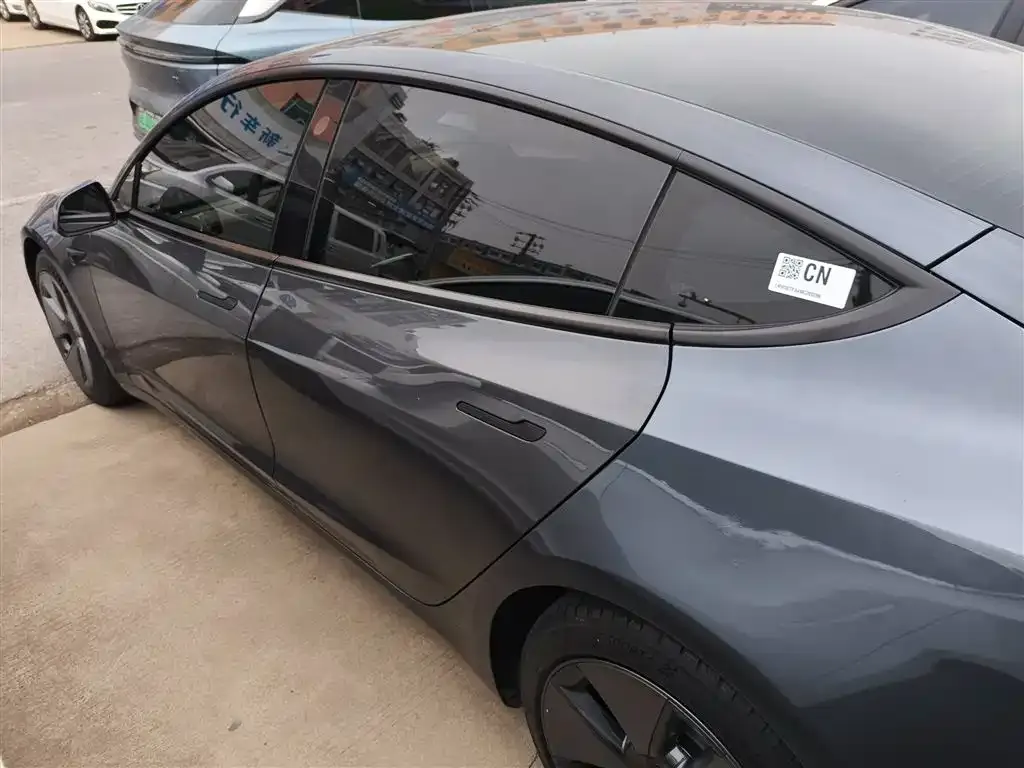 Tesla Model 3 — фото 6