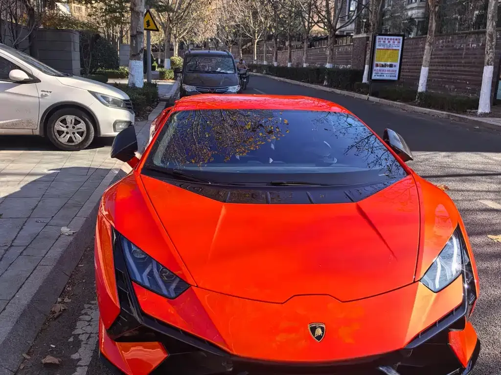 Lamborghini Huracan — фото 7