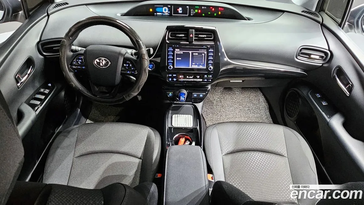 Toyota Prius 2022 из KR, фото 9