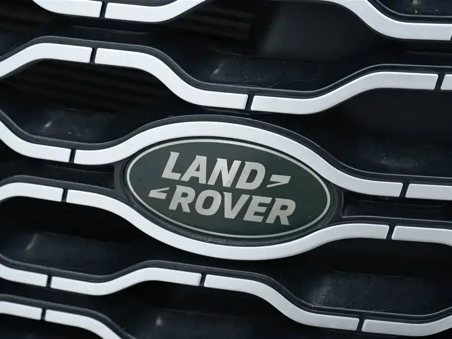 Land Rover Velar — фото 8