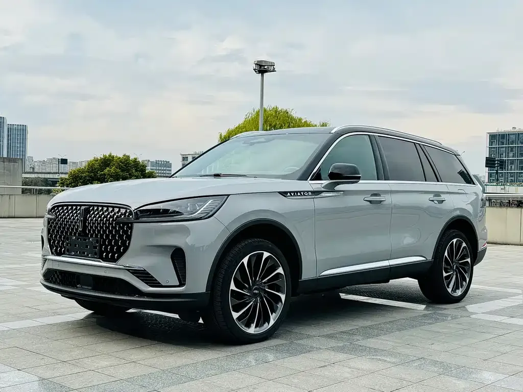 Lincoln Aviator 2024 из CN, фото 1