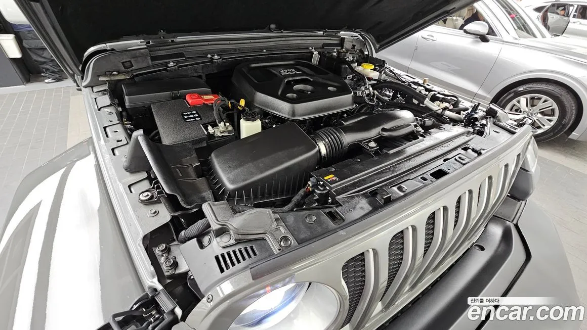 Jeep Wrangler 2022 из KR, фото 10
